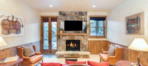 Sundance Cabin By Exceptional Stays