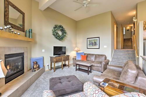 Apartamento Mountain Condo With Hot Tub And Trailhead Access!