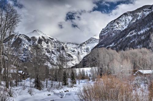 Fox Farm Retreat Hillside Telluride Home With Sauna
