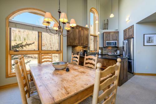 Le Chamonix F By Alpine Lodging Telluride
