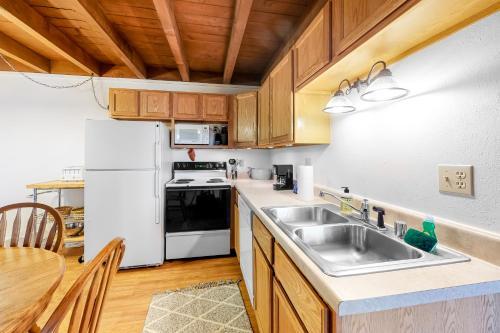Treehouse Condos