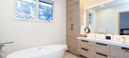 San Juan 104 At Transfer By Exceptional Stays