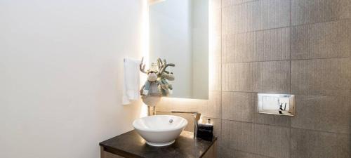 San Juan 104 At Transfer By Exceptional Stays