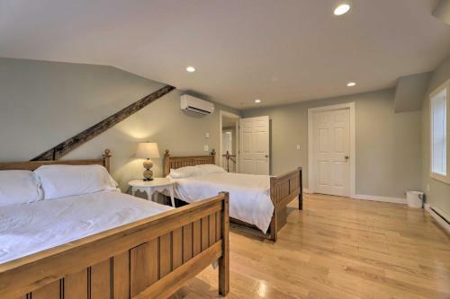 Renovated 1735 Stonington Home With Water Views