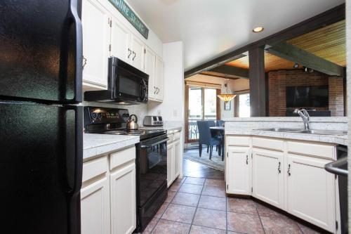 Hotel Lodge At Steamboat B105