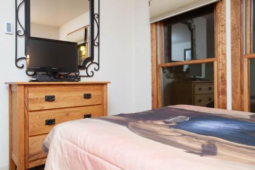 Hotel Lodge At Steamboat B105