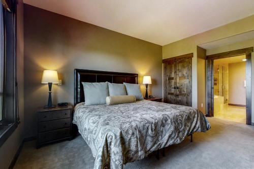 Trailhead Lodge 4122