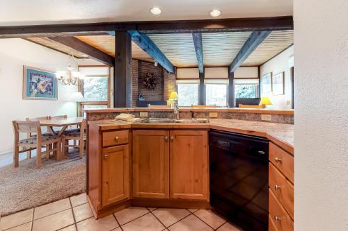 Lodge At Steamboat F103