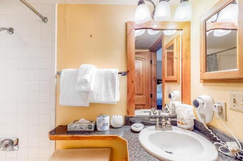 Hotel Lodge At Steamboat C201