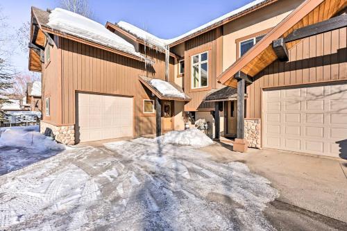 Cozy Steamboat Townhome About 1 Mi To Ski Slopes!