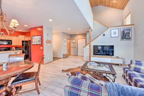 Cozy Steamboat Townhome About 1 Mi To Ski Slopes!