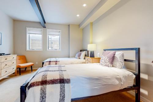 Slopeside Living - 2887