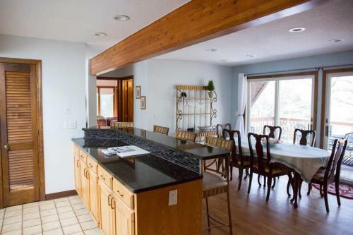 Bolton Lake Home