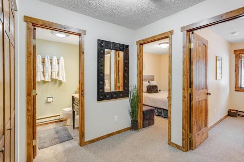 West Vail Mountain Escape & Kinnikinnick Sunshine House