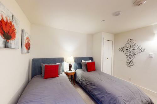 Frontage Townhome