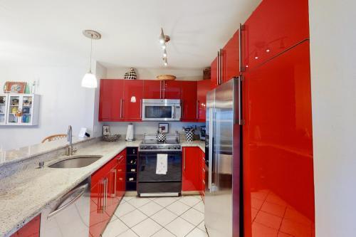 Kings Grant -- 40058 Grant Drive