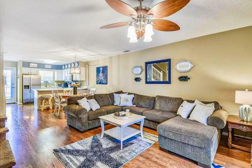 Bethany Meadows -- 38172 Beachwood #10