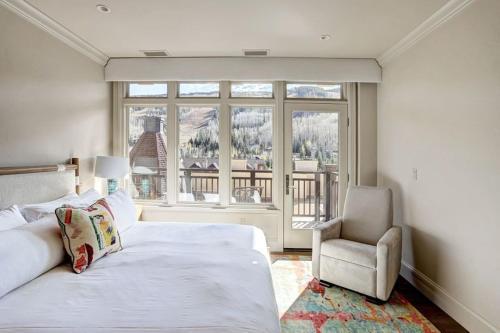Apartamento Luxury Mountain-side Penthouse With Stunning Views! Condo