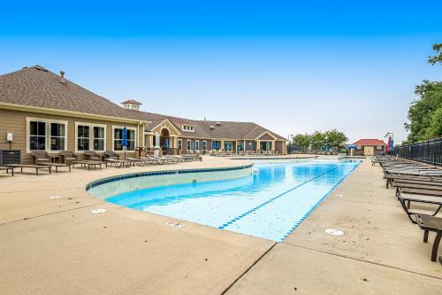 Bishops Landing --- 31502 Rockwood