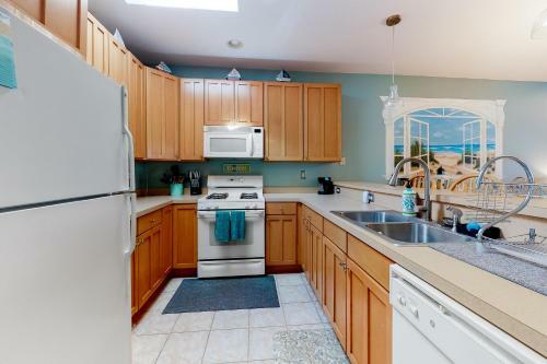 Bayville Shores -- 38004 Creek #1284