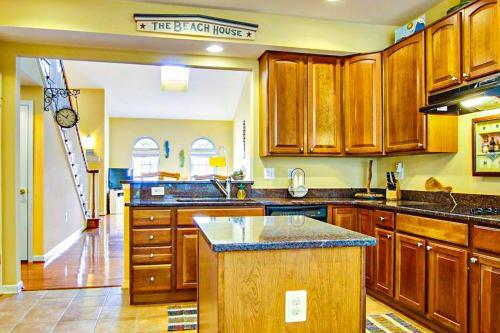Bayview Landing -- 37498 Oliver