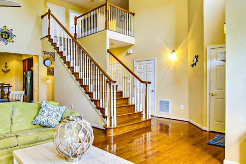 Bayview Landing -- 37498 Oliver