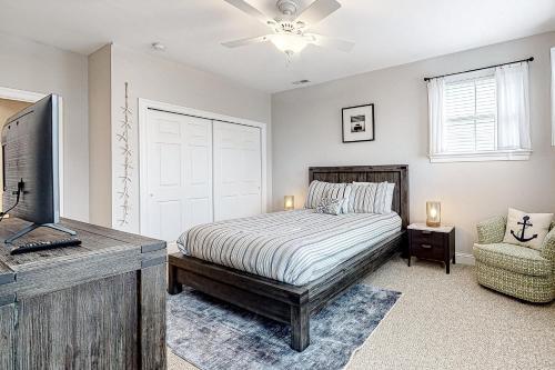 Bayside Resort --- 31540 Winterberry