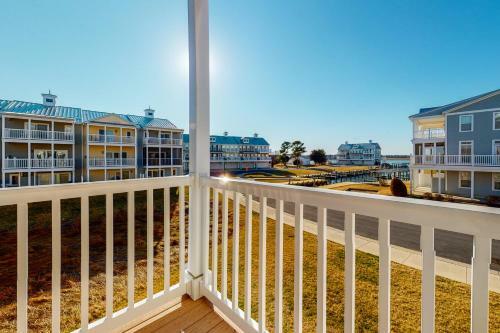 Sandy Cove -- 37742 Sagers #1401