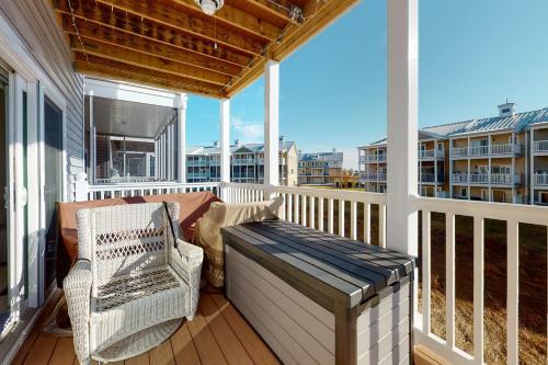 Sandy Cove -- 37742 Sagers #1401