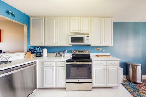 Bethany Bay --- 3204 Harbor