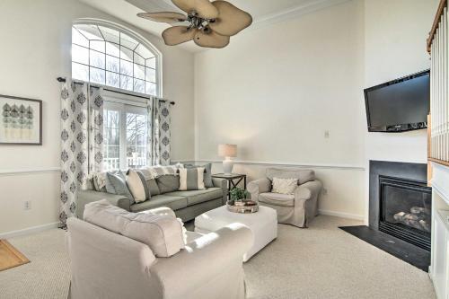 Apartamento Multi-level Ocean View Condo With Deck And Grill!