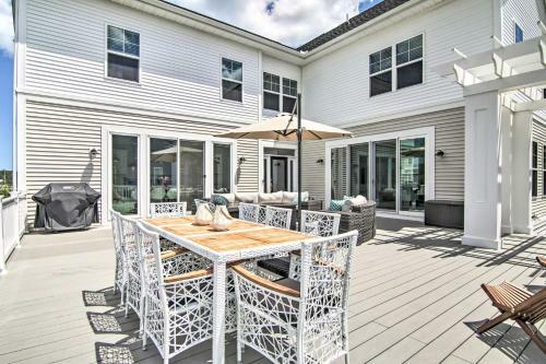 Upscale Coastal Home, 2 Mi To Bethany Beach!
