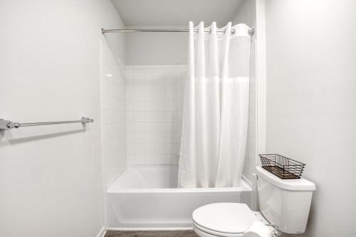 Ocean View Beach Club ---34308 Gooseberry Avenue