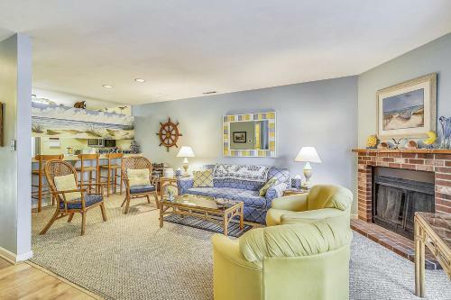 Bayberry Woods -- 714 Bayberry Circle