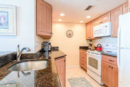 Sea Colony -- 405 Georgetowne