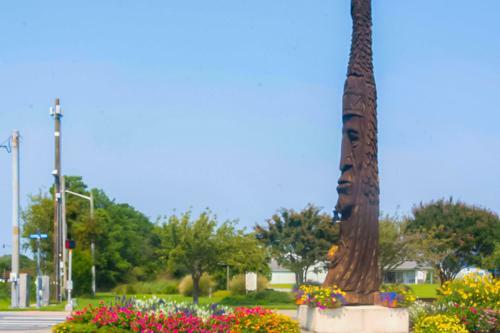 Tower Shores -- 39565 West Admiral