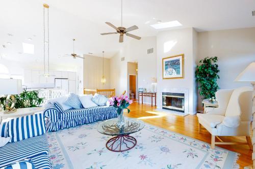 Seabreak -- 31668 North Seaview