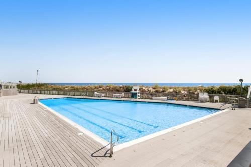Sea Colony --- 510 Dover