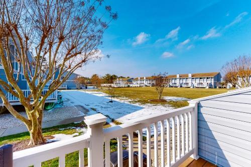 Hidden Harbour -- 323 Ocean View Parkway