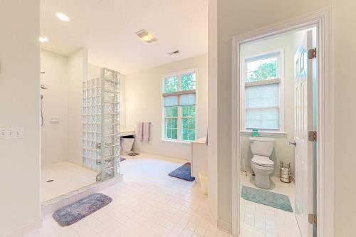 Salt Pond --- 408 Canal Way W