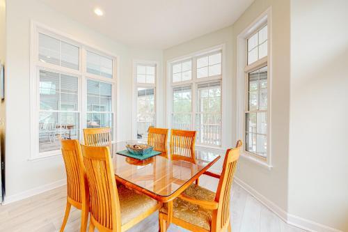 Salt Pond --- 408 Canal Way W