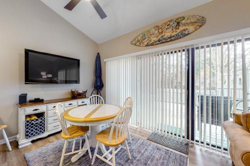 Sea Colony - 8801 Timberlake
