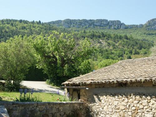 Holiday Home La Maison Du Brun Besignan