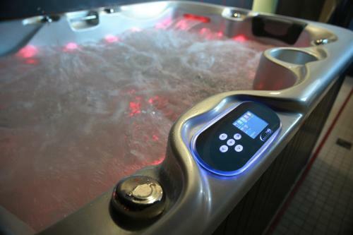 Hostal Wellness Penzion Krom??�? - Zlobice
