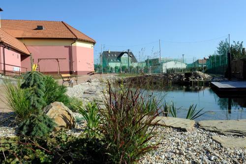 Hostal Wellness Penzion Krom??�? - Zlobice