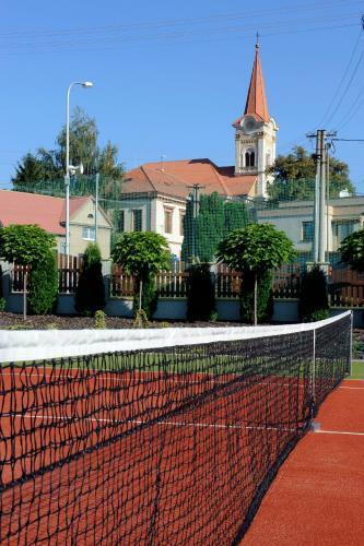 Hostal Wellness Penzion Krom??�? - Zlobice