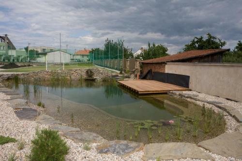 Hostal Wellness Penzion Krom??�? - Zlobice