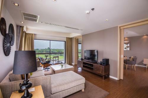 Hotel Summit Windmill Golf Residence