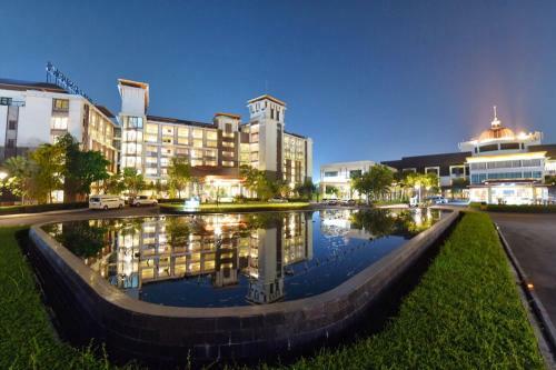 Hotel Summit Windmill Golf Residence
