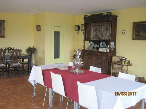 Hostal Hotel Le Commerce